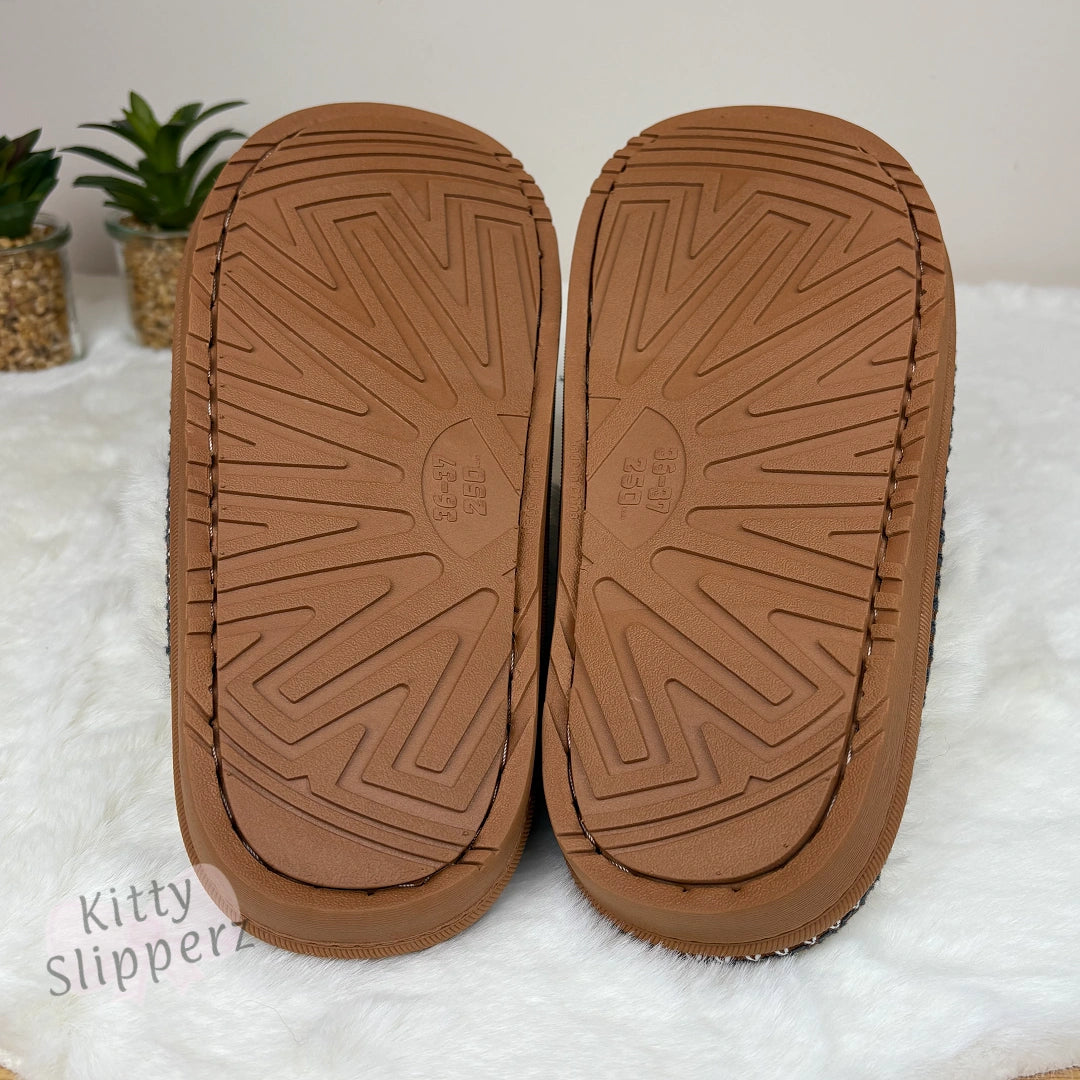 Kitty Slipperz - Kitty Slipperz - Kittyslipperz.com - 3-4 / 5.5-7 / 36-37 - Kitty Slipperz - https://kittyslipperz.com/products/kitty-slipperz -